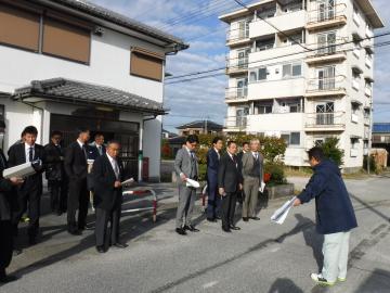 産業建設常任委員会の様子